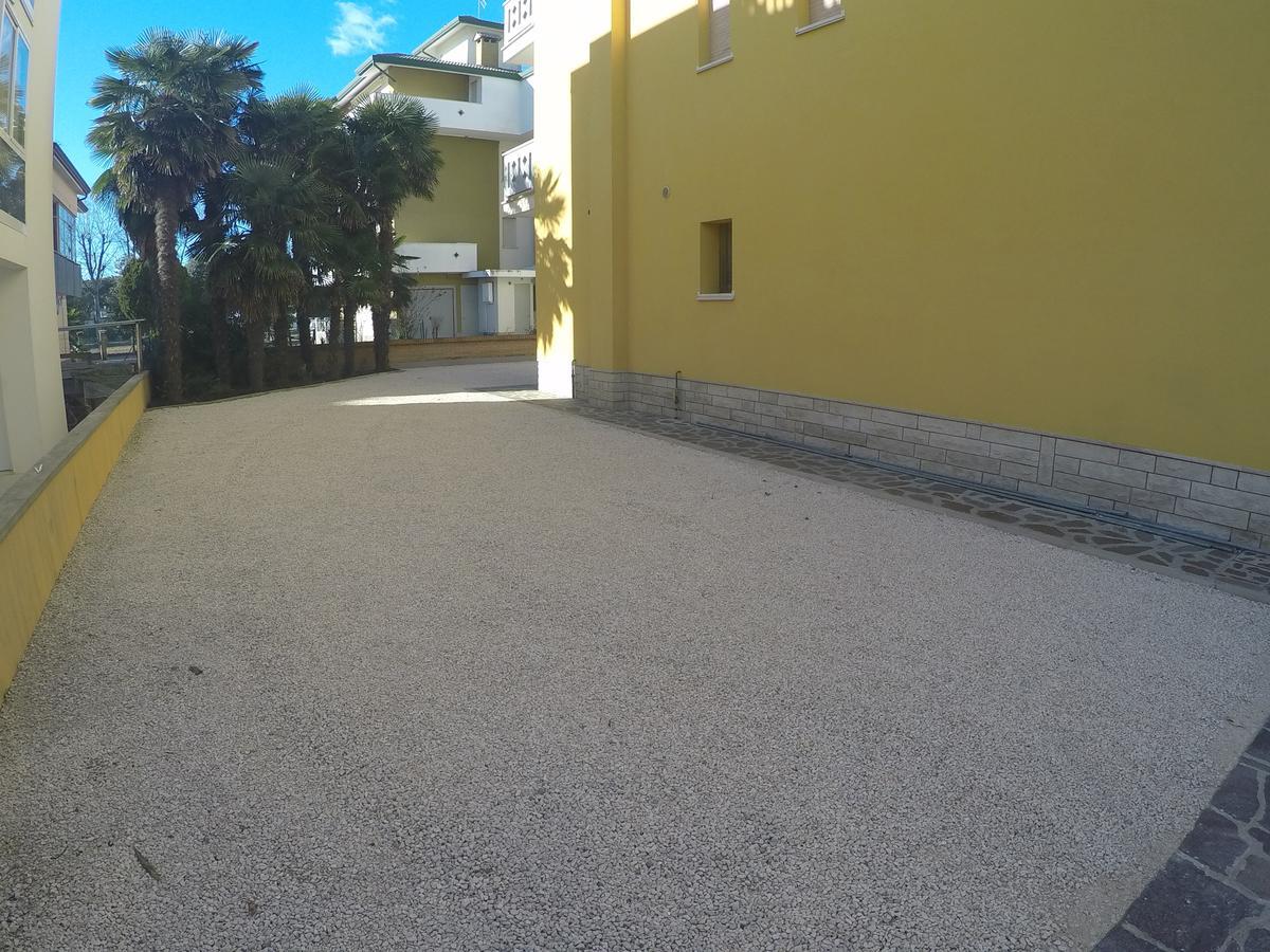 Residence Caorle Apartments - Agenzia Cocal Kültér fotó